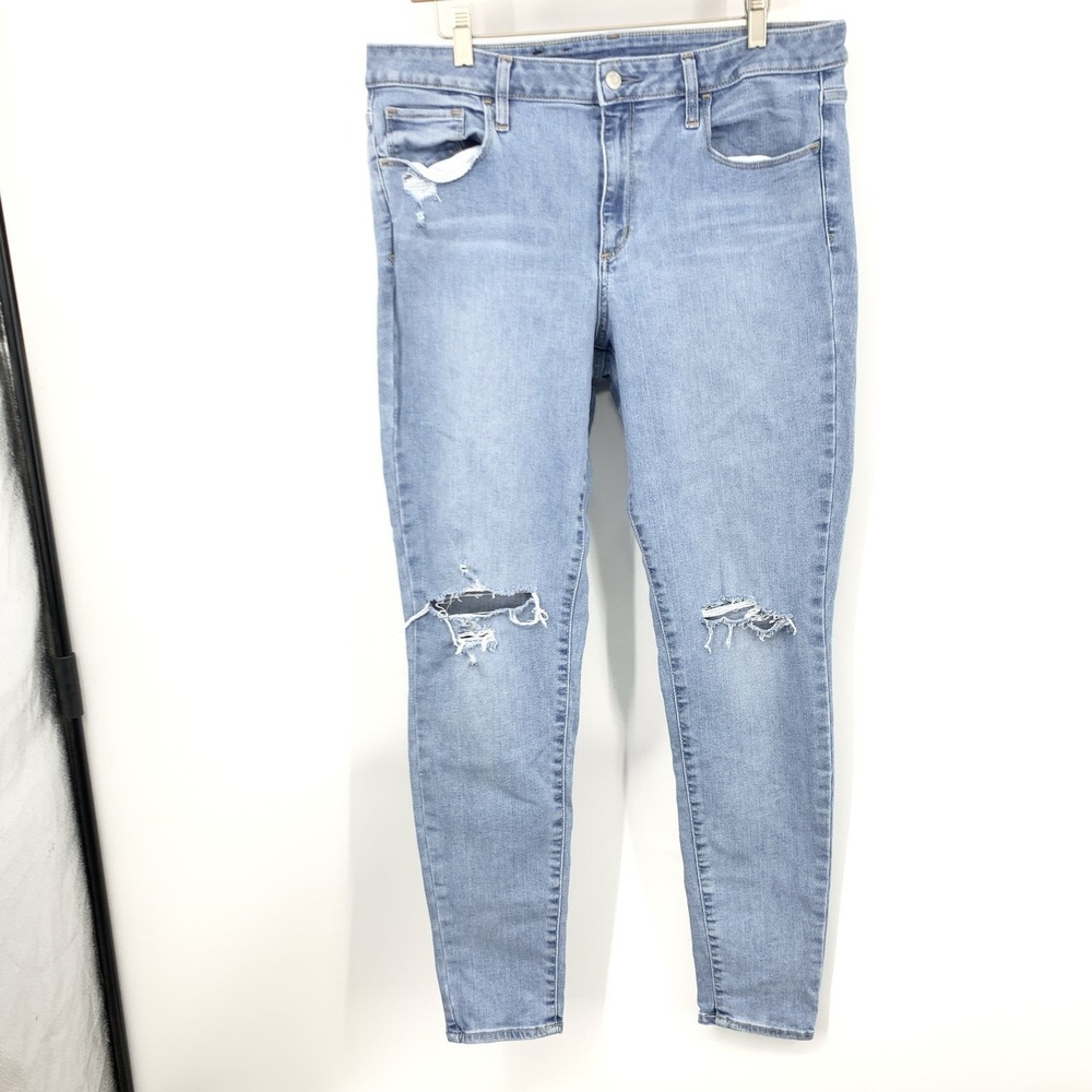 GAP Women Size 14 32 TALL Jeans Light Wash Pants Universal Jegging Mid Stretch
